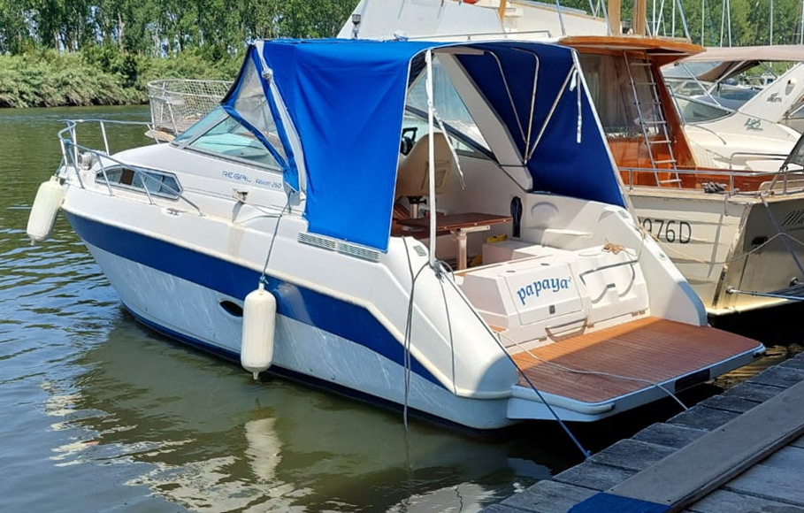 Regal Valanti 260 + 2x220 hp Mercruiser daycruiser livorno boats barco bateaux boat used natante barca usata